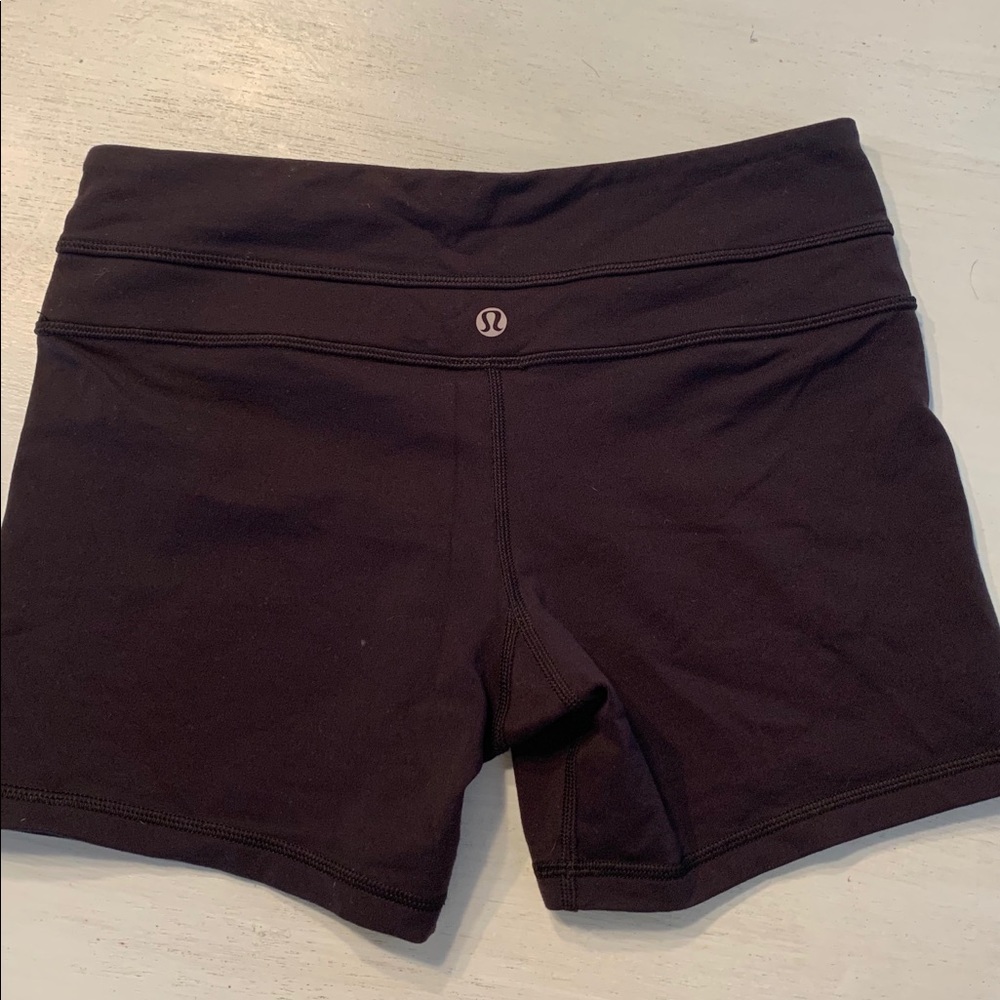 Lulemon shorts